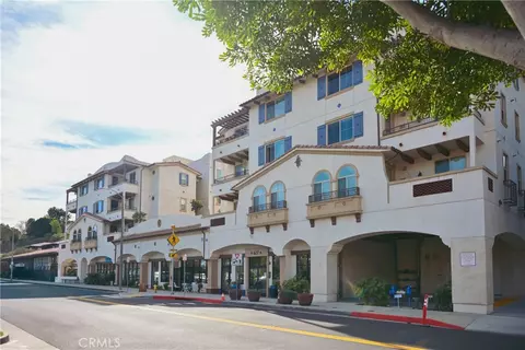 627 Deep Valley Dr #PH615, Rolling Hills Estates, CA 90274