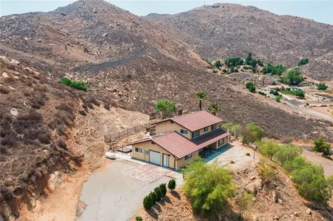 11425 Tiffany Ln, Moreno Valley, CA 92557