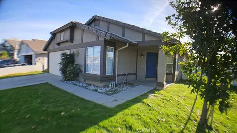 1826 Avenida San Sebastian, Perris, CA 92571