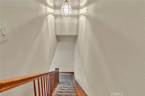 Entry Way - 985 Pheasant, Wrightwood, CA 92397 photo 5 of 5