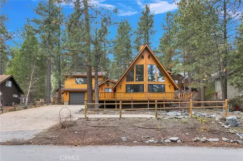 Exterior - 985 Pheasant, Wrightwood, CA 92397 photo 3 of 12