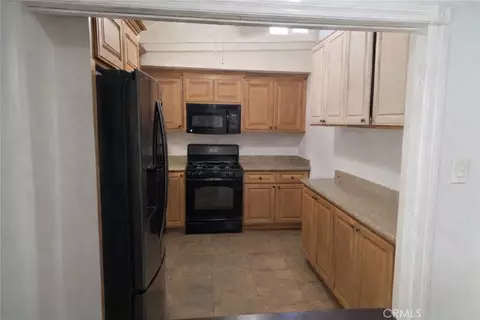 Entry Way - 6435 Aldea Ave, Van Nuys, CA 91406 photo 2 of 2
