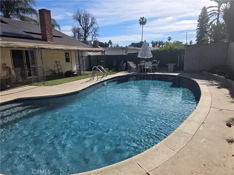 Exterior - 6435 Aldea Ave, Van Nuys, CA 91406 photo 2 of 5