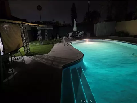Exterior - 6435 Aldea Ave, Van Nuys, CA 91406 photo 4 of 5
