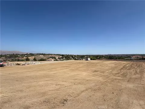 7570 Spencer Ct, Riverside, CA 92506 photo 4