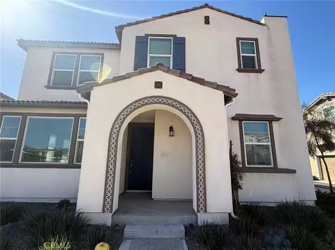 Exterior - 40718 Melrose Dr, Temecula, CA 92591 photo 4 of 11