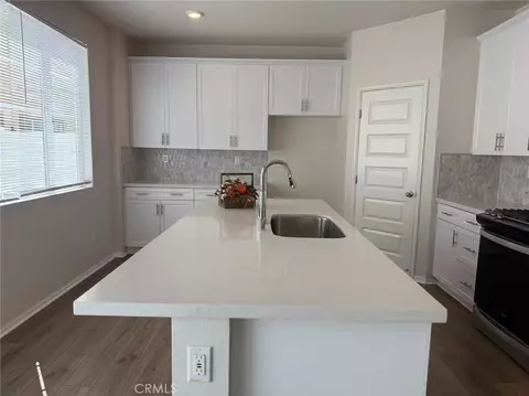 Kitchen - 40718 Melrose Dr, Temecula, CA 92591 photo 3 of 3
