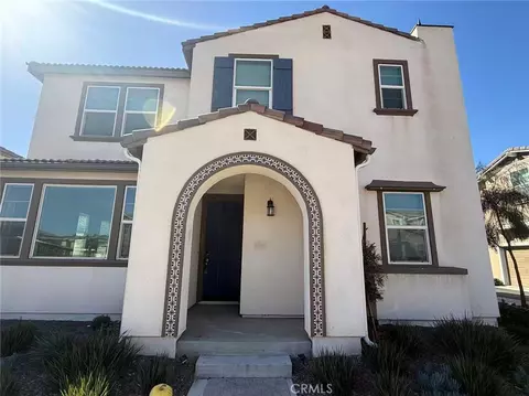 Exterior - 40718 Melrose Dr, Temecula, CA 92591 photo 4 of 10