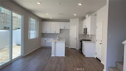 Entry Way - 40718 Melrose Dr, Temecula, CA 92591 photo 5 of 8