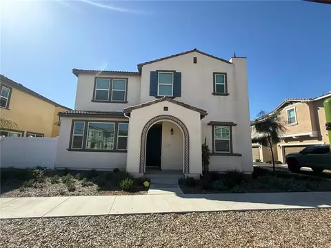 Exterior - 40718 Melrose Dr, Temecula, CA 92591 photo 2 of 10