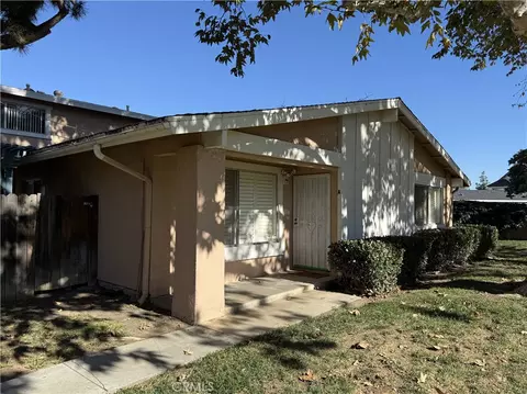 1315 Via Santiago #A, Corona, CA 92882