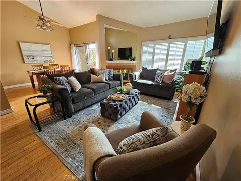 9431 Shadowood Dr #E, Montclair, CA 91763