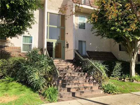 409 Burchett #220, Glendale, CA 91203