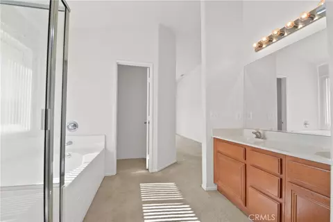 Bath - 8910 Newcastle, Hesperia, CA 92344 photo 2 of 4