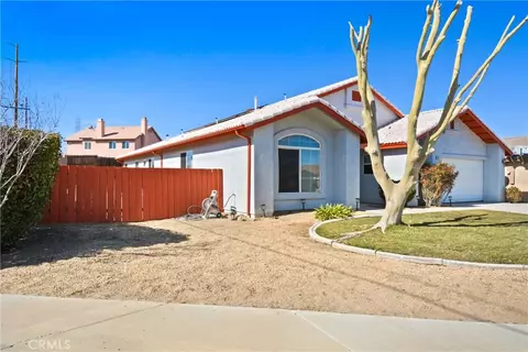 Exterior - 8910 Newcastle, Hesperia, CA 92344 photo 2 of 4