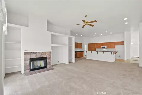 Living - 8910 Newcastle, Hesperia, CA 92344 photo 4 of 7