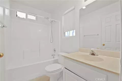 Bath - 8910 Newcastle, Hesperia, CA 92344 photo 3 of 4