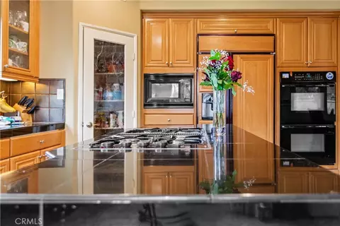 Kitchen - 1842 Richards Pl, Upland, CA 91784 photo 2 of 2
