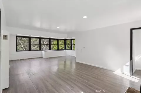 Living - 532 Sunset, Crestline, CA 92325 photo 4 of 11