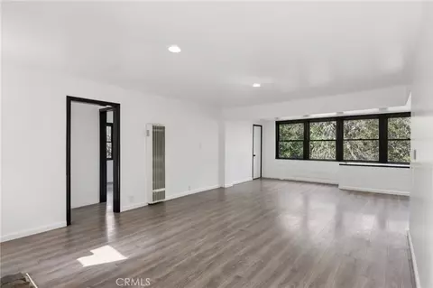 Living - 532 Sunset, Crestline, CA 92325 photo 1 of 11