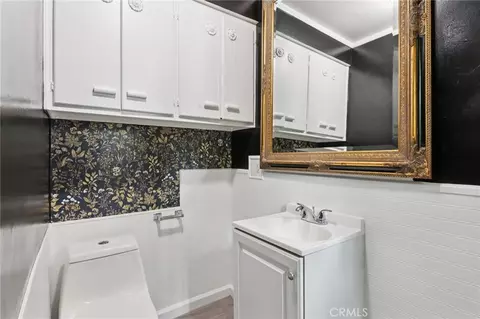 Bath - 532 Sunset, Crestline, CA 92325 photo 1 of 4