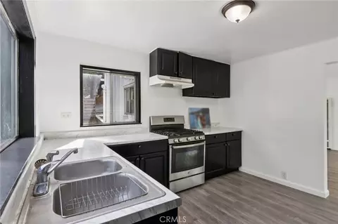 Kitchen - 532 Sunset, Crestline, CA 92325 photo 2 of 3
