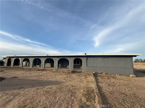 32883 Newberry Rd, Newberry Springs, CA 92365
