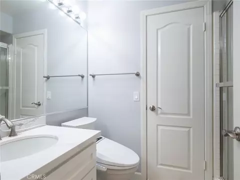 Bath - 1661 Danbrook Pl, Upland, CA 91784 photo 1 of 3