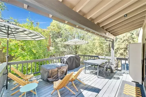 Exterior - 32794 Cougar Ln, Arrowbear, CA 92382 photo 10 of 14