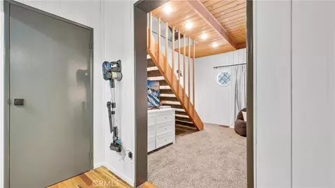 Entry Way - 32794 Cougar Ln, Arrowbear, CA 92382 photo 5 of 5