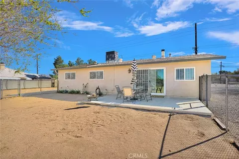 Exterior - 16020 Lime, Hesperia, CA 92345 photo 5 of 8