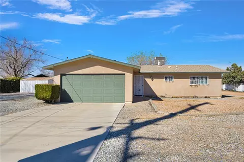 Exterior - 16020 Lime, Hesperia, CA 92345 photo 2 of 8