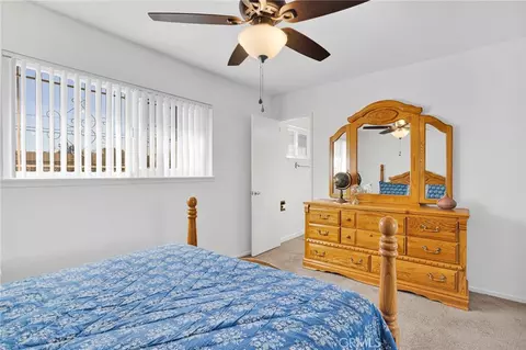 Bedroom - 16020 Lime, Hesperia, CA 92345 photo 3 of 5
