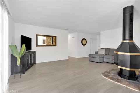 Living - 16020 Lime, Hesperia, CA 92345 photo 3 of 3