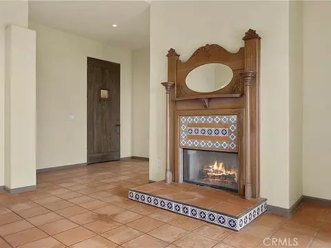 Living - 30721 Condor Pl, Tehachapi, CA 93561 photo 4 of 5