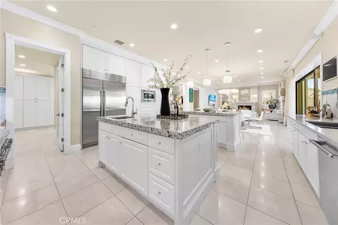 Kitchen - 123 Calderon, Irvine, CA 92618 photo 6 of 7