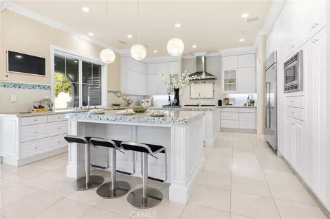 Kitchen - 123 Calderon, Irvine, CA 92618 photo 3 of 7