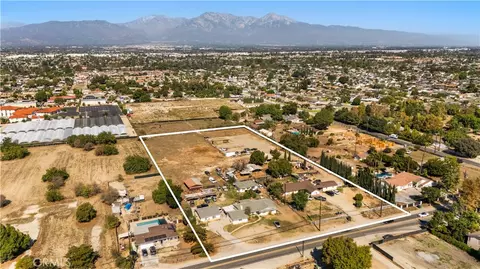 4610 Philadelphia, Chino, CA 91710 photo 2