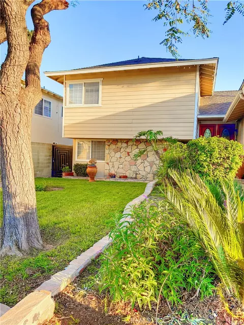 977 Oakhorne, Harbor City, CA 90710