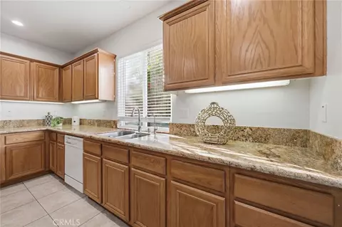 Kitchen - 9 Preston, Irvine, CA 92618 photo 3 of 4