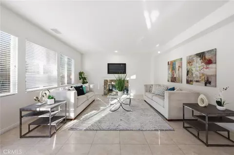Living - 9 Preston, Irvine, CA 92618 photo 5 of 8