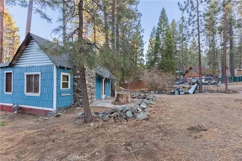 Exterior - 1376 Irene, Wrightwood, CA 92397 photo 4 of 9