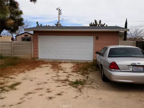 Exterior - 7731 Inca Trl, Yucca Valley, CA 92284 photo 7 of 12