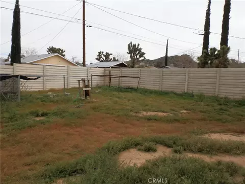 Exterior - 7731 Inca Trl, Yucca Valley, CA 92284 photo 2 of 12