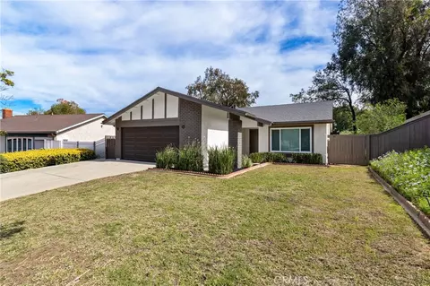 2443 Emerson Cir, Corona, CA 92882
