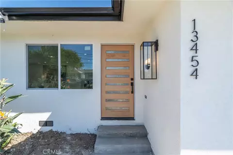 13454 Washington, Hawthorne, CA 90250