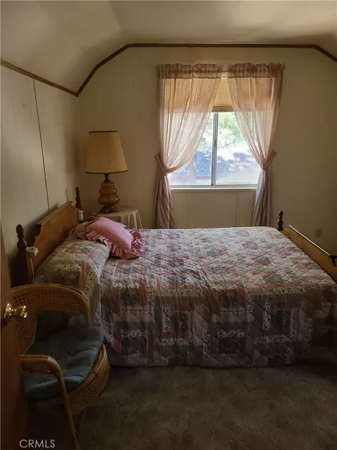 Bedroom - 970 D Ln, Big Bear City, CA 92314 photo 4 of 7
