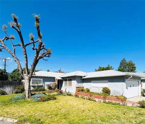 18237 Clark St, Tarzana, CA 91356