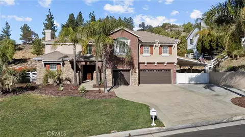 15355 Michael Crest Dr, Canyon Country, CA 91387