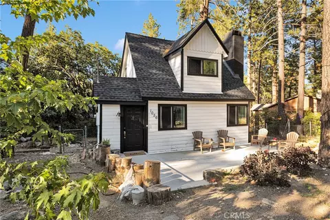 Exterior - 1056 Eagle Rd, Wrightwood, CA 92397 photo 6 of 19